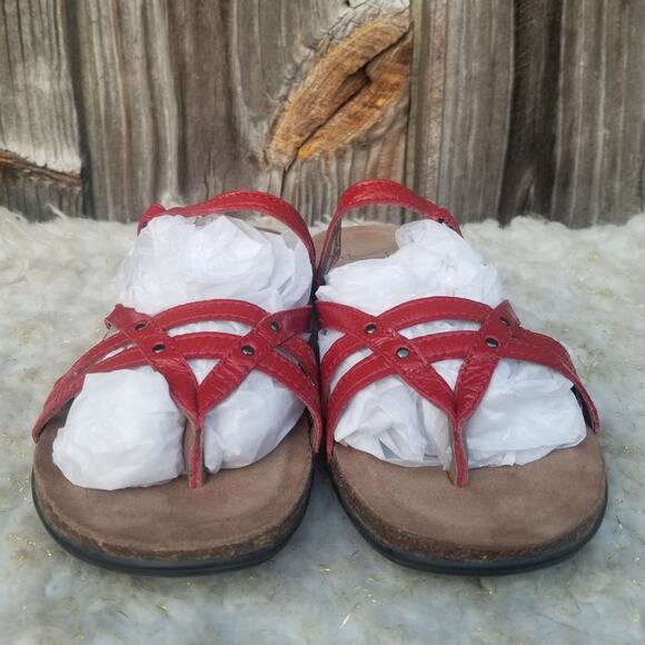 Red Strappy Sandal Dansko Jenelle Size EU 38 US 7.5-8 Patent Leather Wedge Thong - Picture 3 of 16